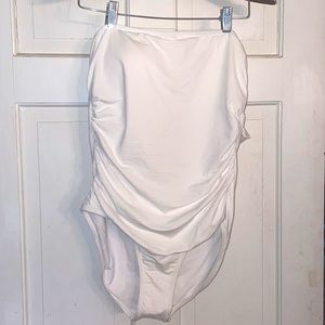 Helen Jon White 1 pc Elegant Swimsuit NWT sz XL